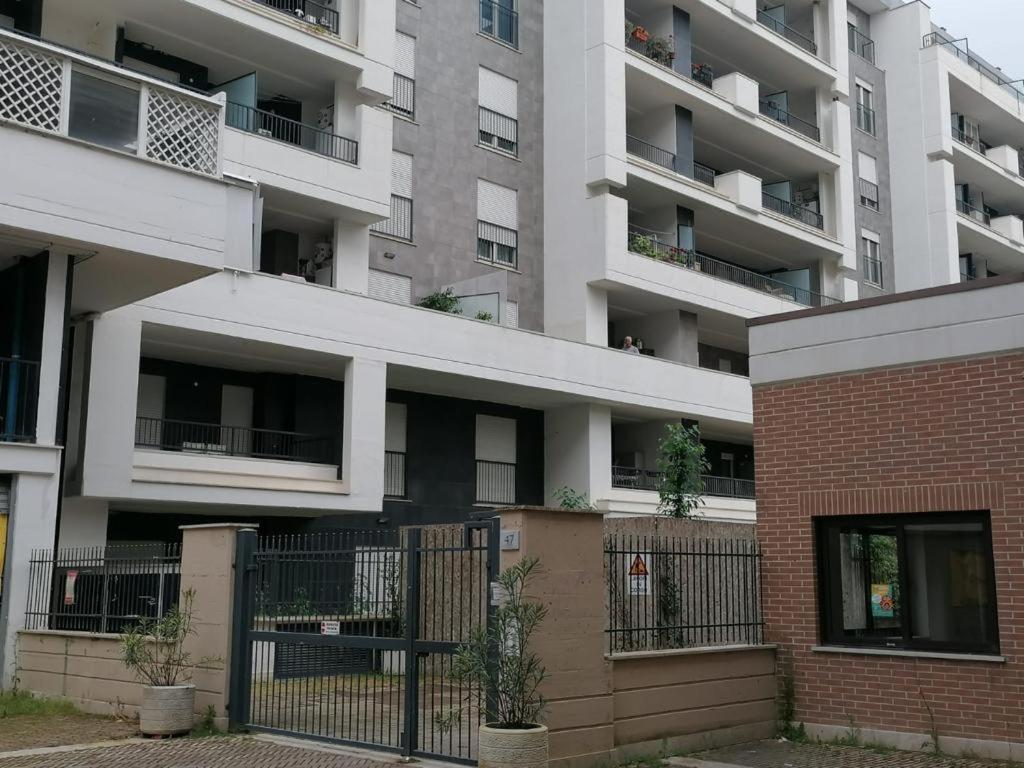 Residenze Ohana فيوميتشينو المظهر الخارجي الصورة